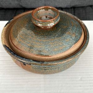 Handcrafted art pottery lidded crock bowl.